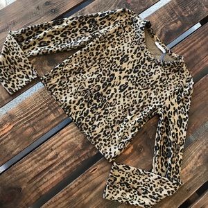ZARA Semi cropped cheetah print sweater